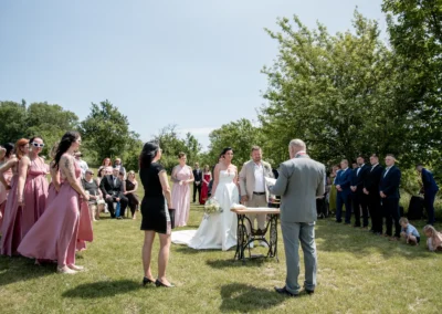 svatební obřad na louce, svatební fotografka | Jana H Foto