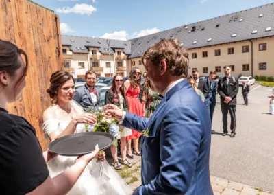 Svatba Vojty a Monči — hostina v Lihovaru, svatební fotografka | Jana H Foto